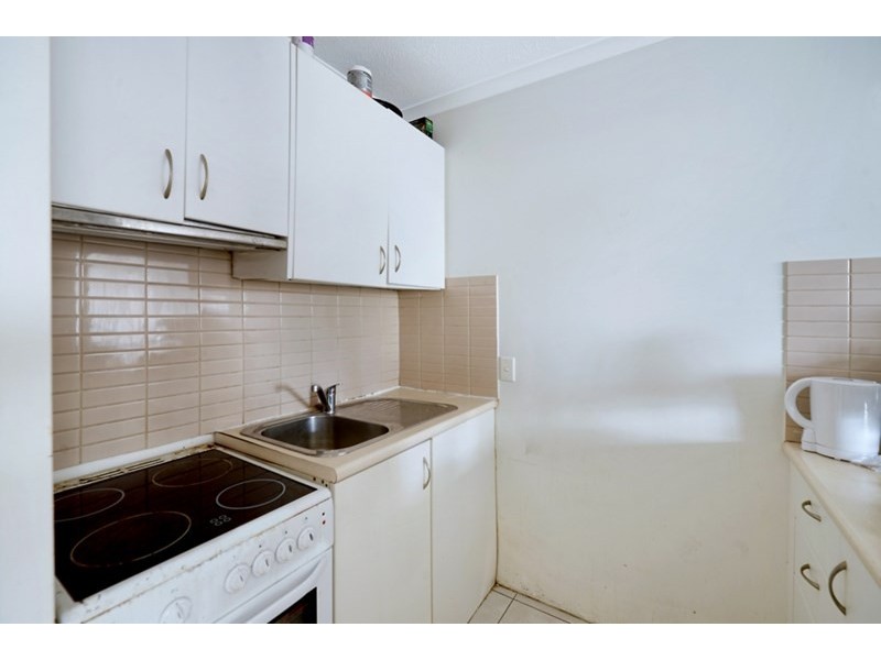 9 ‘Equinox’ 3458 Main Beach Parade, Surfers Paradise QLD 4217