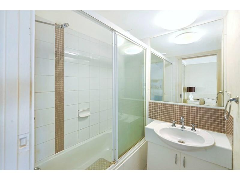 9 ‘Equinox’ 3458 Main Beach Parade, Surfers Paradise QLD 4217