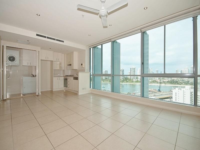 1708/1 Como Crescent, Southport QLD 4215