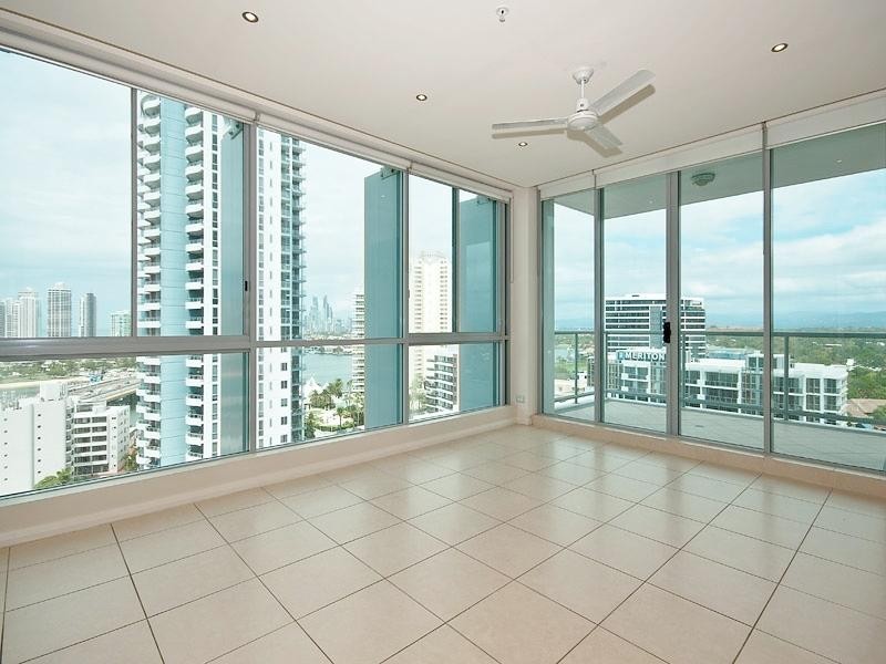 1708/1 Como Crescent, Southport QLD 4215