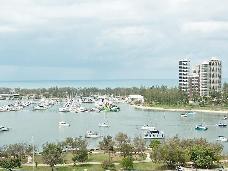 1708/1 Como Crescent, Southport QLD 4215