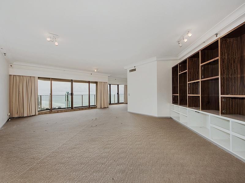 160/2 Admiralty Drive, Surfers Paradise QLD 4217