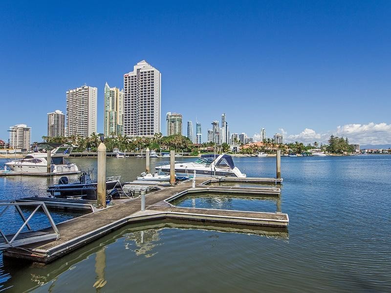 160/2 Admiralty Drive, Surfers Paradise QLD 4217