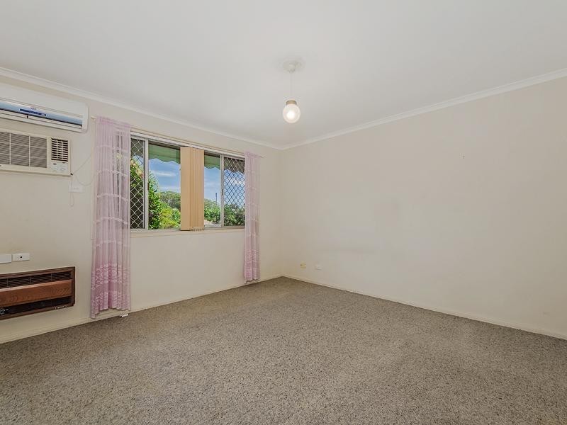 17 Winani Drive, Ashmore QLD 4214