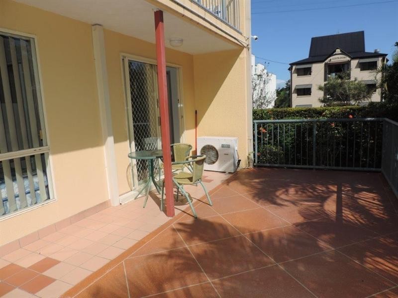 1/63 Queen Street, Southport QLD 4215