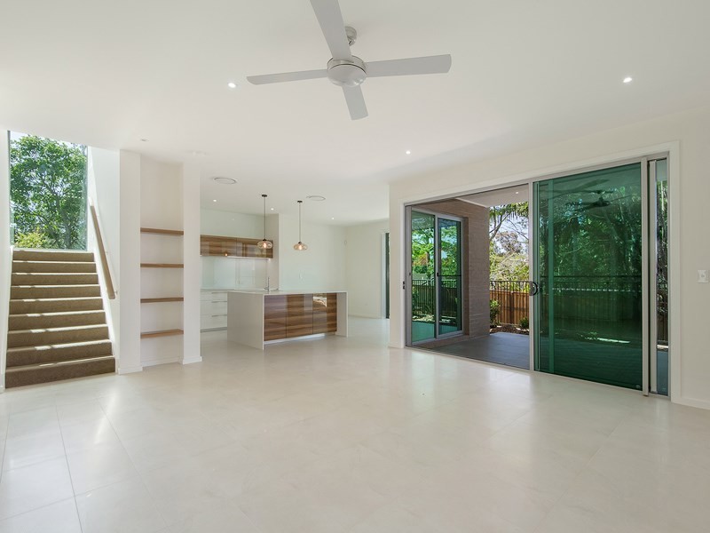 5 Egerton Street, Southport QLD 4215