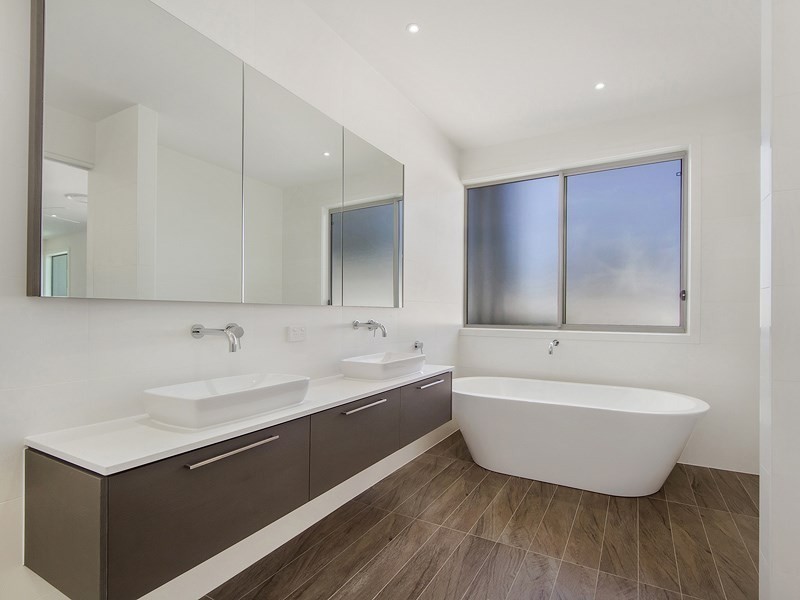 5 Egerton Street, Southport QLD 4215