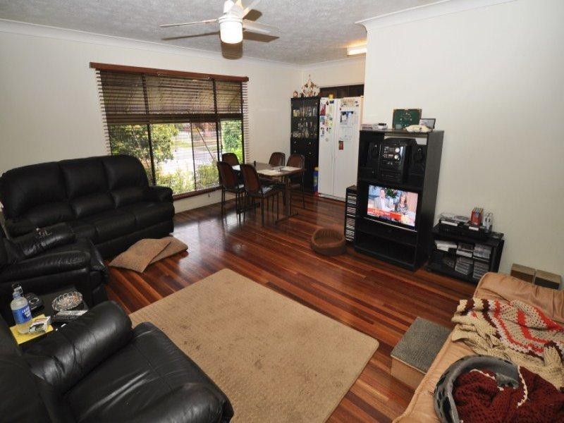 1 Matina Street, Biggera Waters QLD 4216