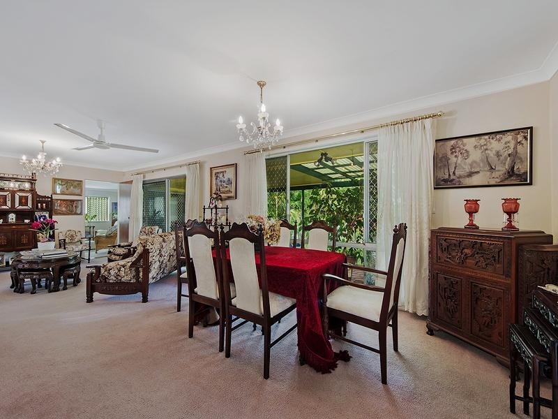 69 Hillview Parade, Ashmore QLD 4214