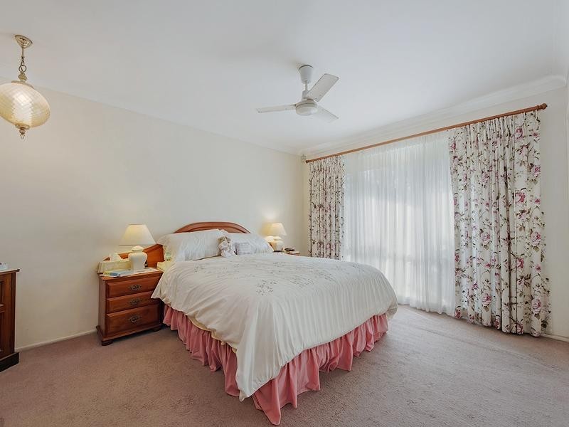 69 Hillview Parade, Ashmore QLD 4214