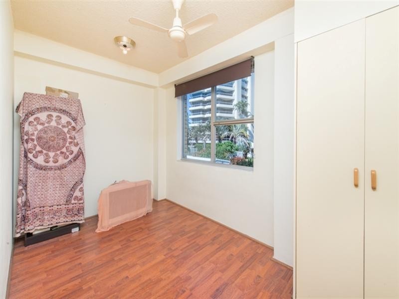 5/15 Pacific Street, Main Beach QLD 4217