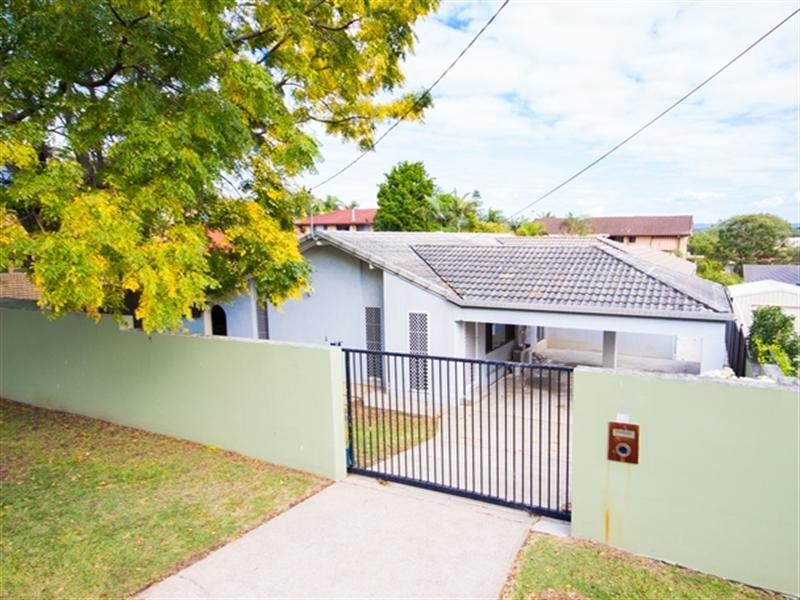 12 Coolibah Street, Southport QLD 4215