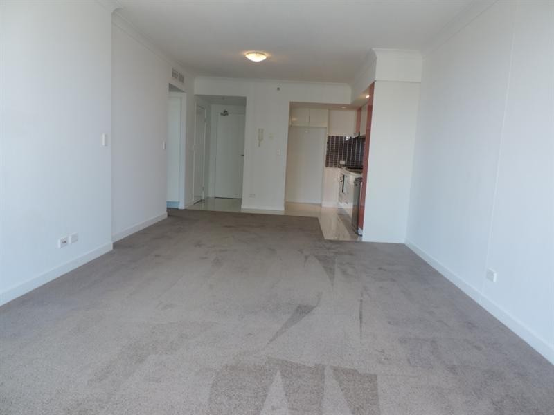 21403/5 Lawson Street, Southport QLD 4215