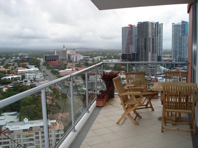 2402/1 Como Crescent, Southport QLD 4215