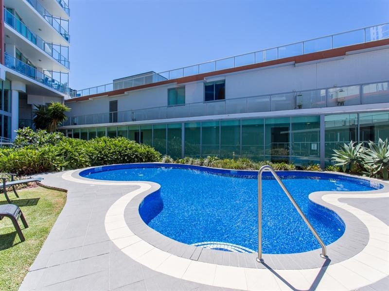 2402/1 Como Crescent, Southport QLD 4215