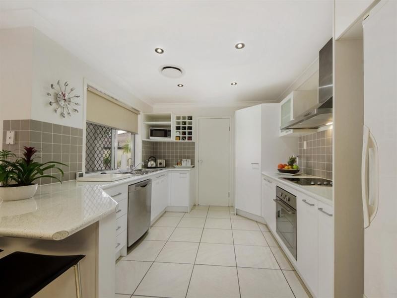 57 Highcrest Circuit, Molendinar QLD 4214