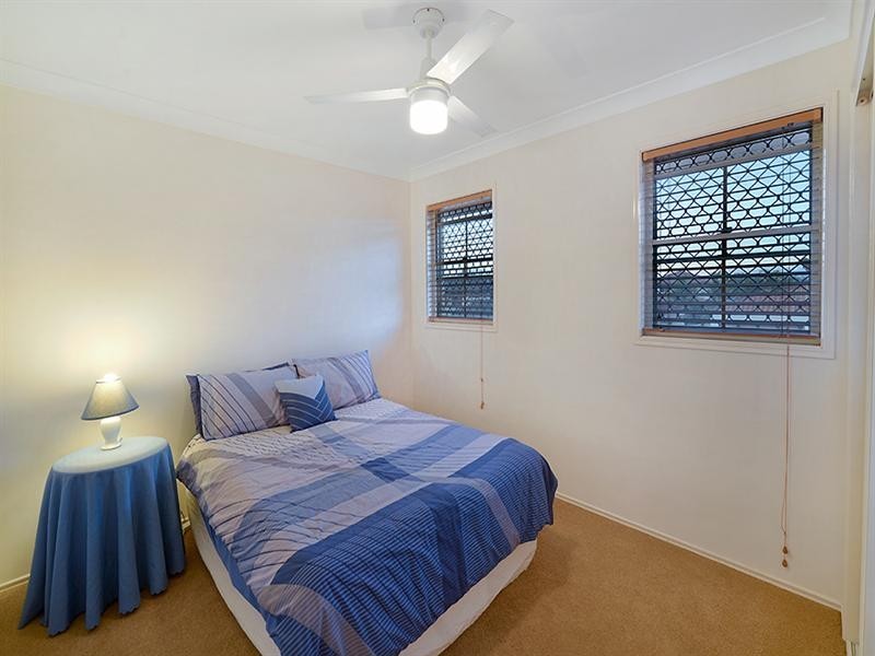 11 Redgum Place, Molendinar QLD 4214