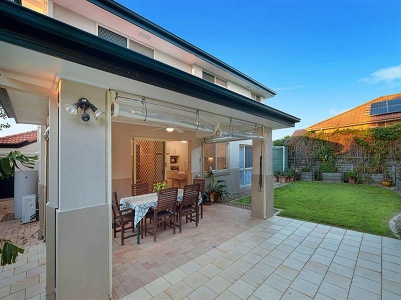11 Redgum Place, Molendinar QLD 4214