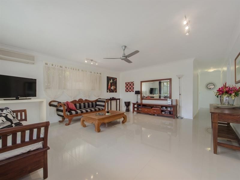 28 Wallace Street, Southport QLD 4215