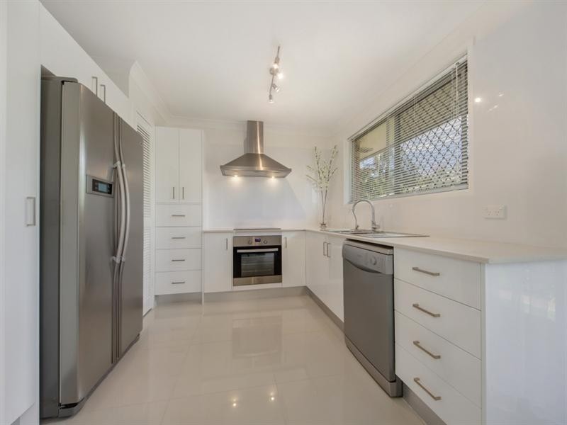 28 Wallace Street, Southport QLD 4215