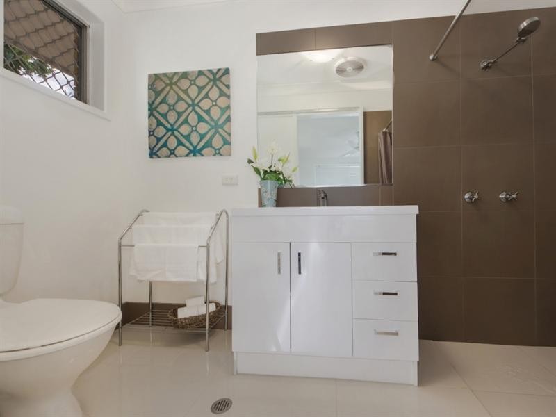 28 Wallace Street, Southport QLD 4215