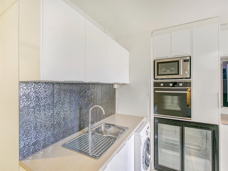 112/2 Barney Street, Southport QLD 4215