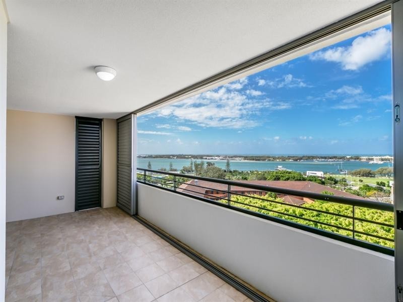 216/105 Scarborough Street, Southport QLD 4215
