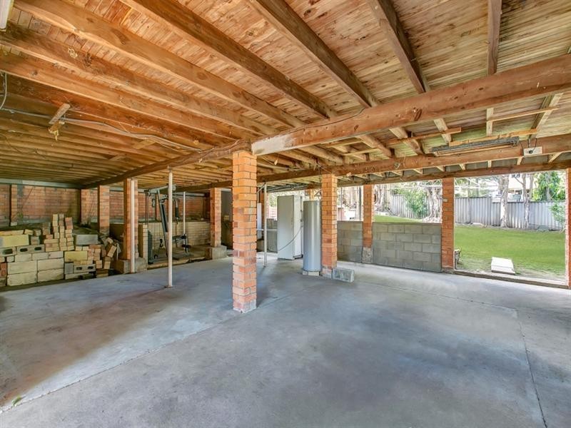 9 Ewan Street, Southport QLD 4215