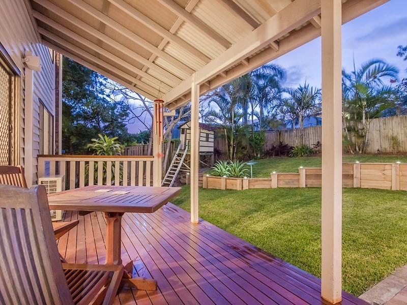 23 Wistaria Avenue, Southport QLD 4215