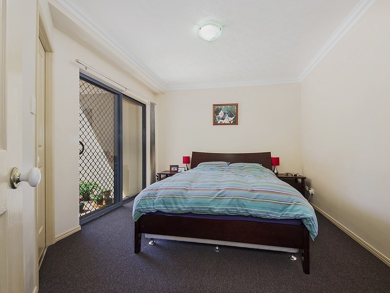 3/25 Chester Terrace, Southport QLD 4215