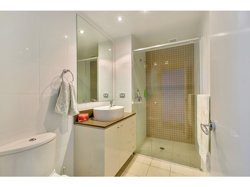 805/4 Como Cresecent, Southport QLD 4215