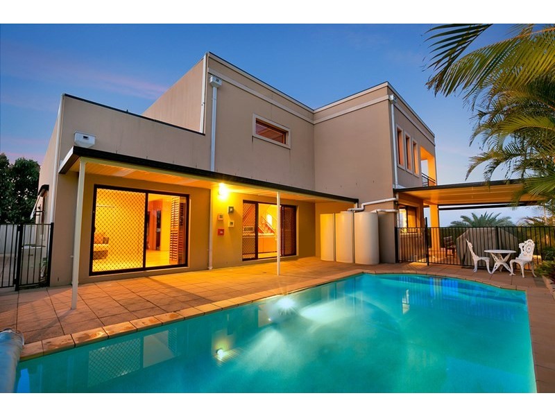 21 Amethyst Court, Carrara QLD 4211