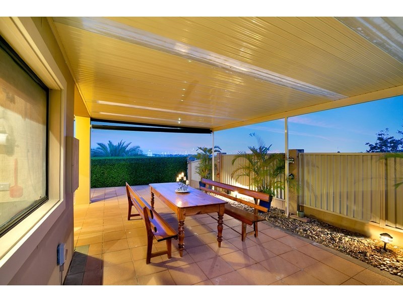 21 Amethyst Court, Carrara QLD 4211