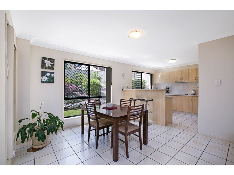 17 Respall Way, Arundel QLD 4214