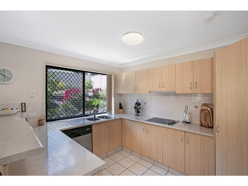 17 Respall Way, Arundel QLD 4214