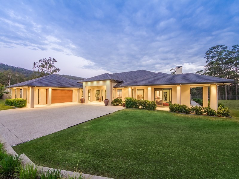 28 Lesley Anne Court, Maudsland QLD 4210