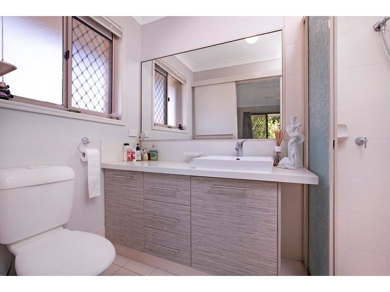 67 Dunkeith Avenue, Benowa QLD 4217