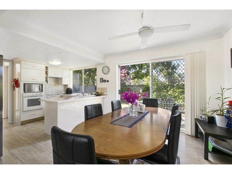 49/30 St Kevins Avenue, Benowa QLD 4217