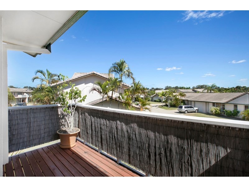 49/30 St Kevins Avenue, Benowa QLD 4217