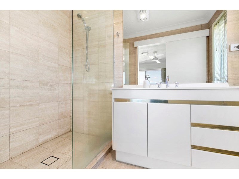 49/30 St Kevins Avenue, Benowa QLD 4217