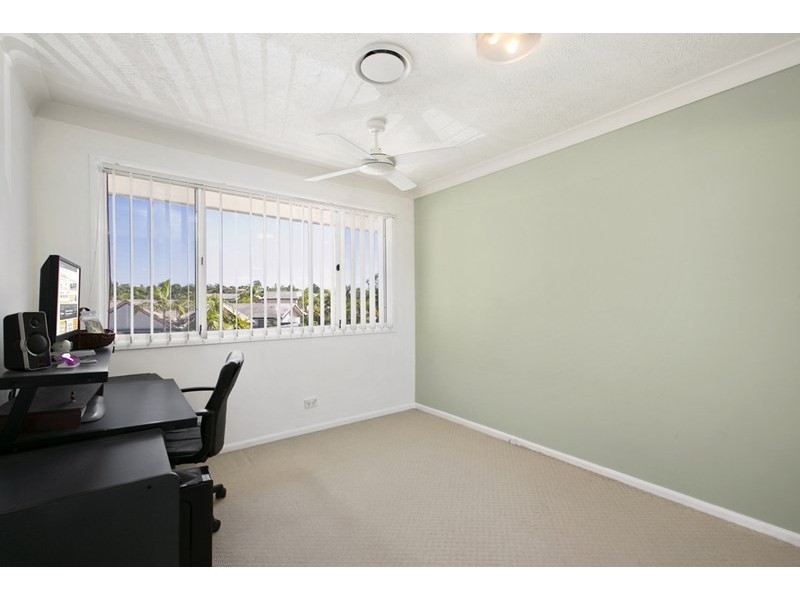 49/30 St Kevins Avenue, Benowa QLD 4217