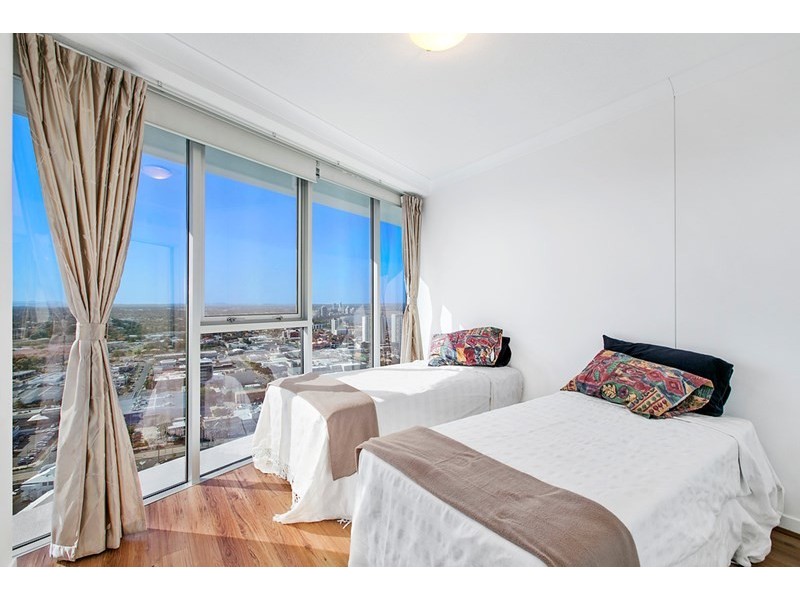 22906/5 Lawson Street, Southport QLD 4215