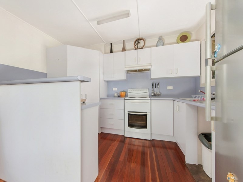 7 Berrigan Street, Southport QLD 4215