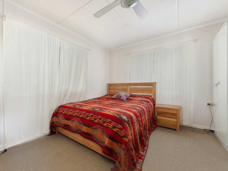 7 Berrigan Street, Southport QLD 4215