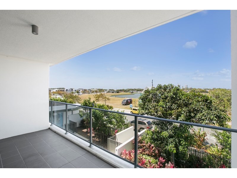 Lot 102/2 East Quay Drive, Biggera Waters QLD 4216
