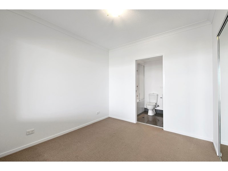 Lot 102/2 East Quay Drive, Biggera Waters QLD 4216