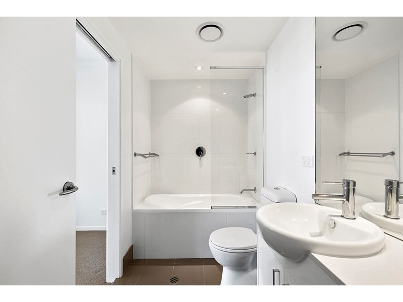 Lot 102/2 East Quay Drive, Biggera Waters QLD 4216