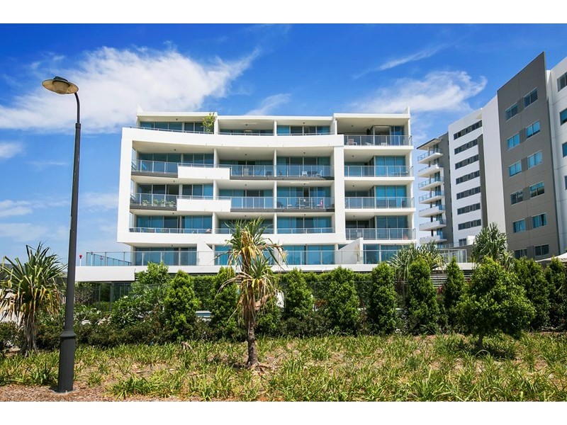 Lot 102/2 East Quay Drive, Biggera Waters QLD 4216