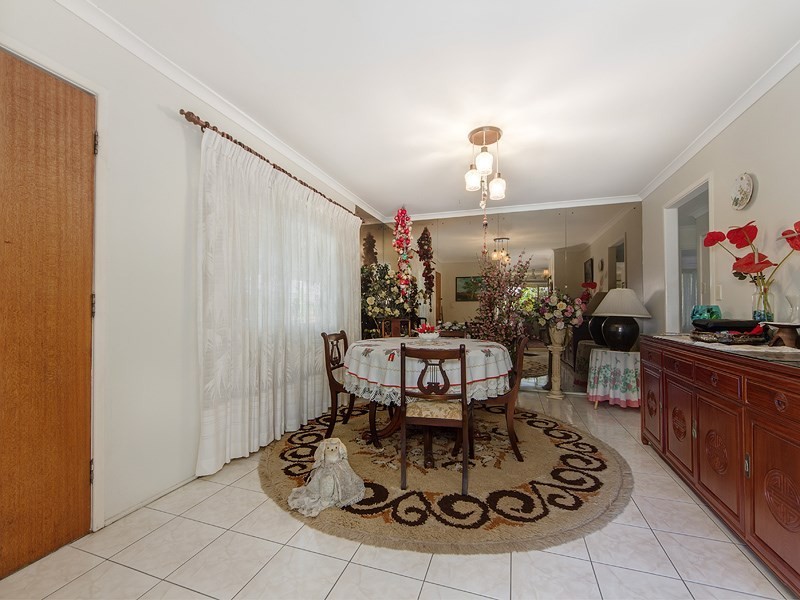 91 Ridgeway Avenue, Southport QLD 4215