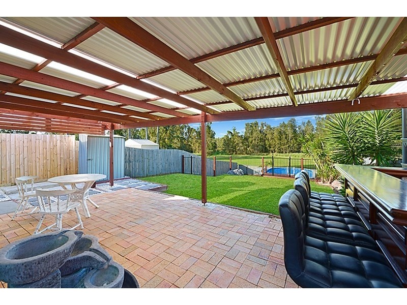 21 Meadow Brook Crescent, Merrimac QLD 4226